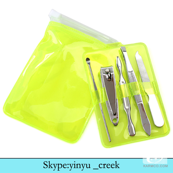 Manicure Set In Case