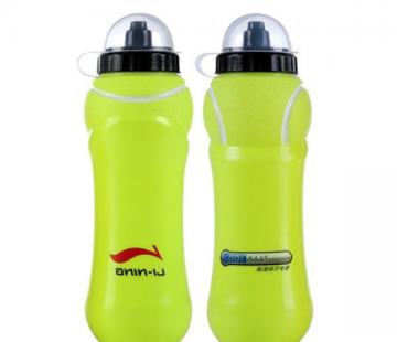 Green sport water bottle for bike